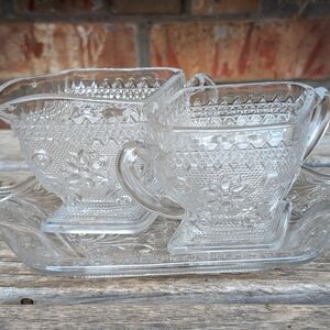 Vintage diamond shape Indiana Glass sugar creamer and tray